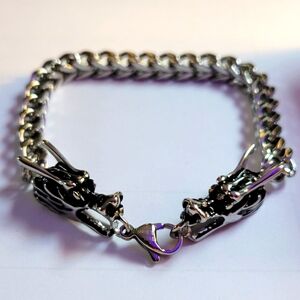 Dragon bracelet, twisted oval links in stainless steel.